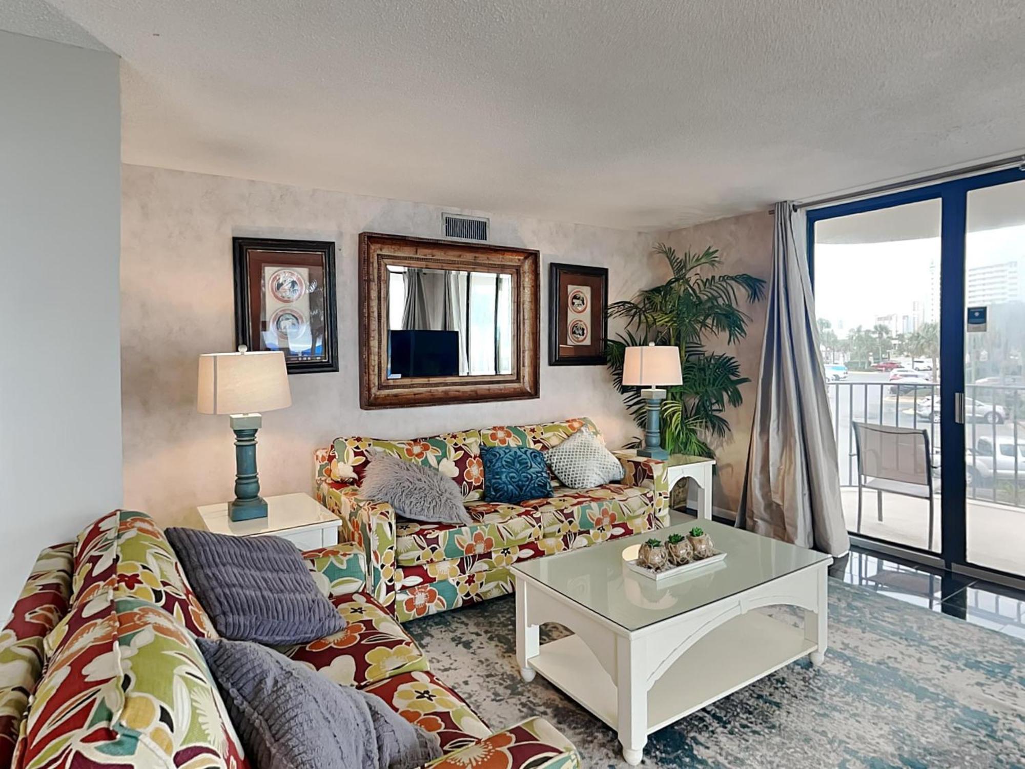 Apartment Edgewater Tower 1 Unit 101